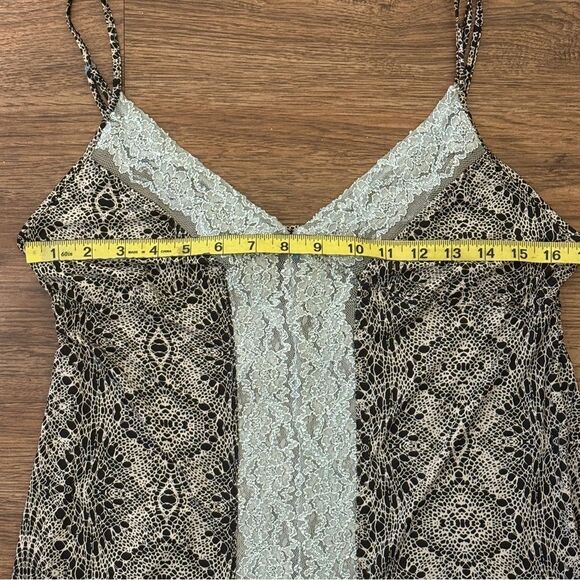 Cosmopolitan Nightie Slip Black and White Patterned With Blue Lace Size Large - Picture 12 of 16